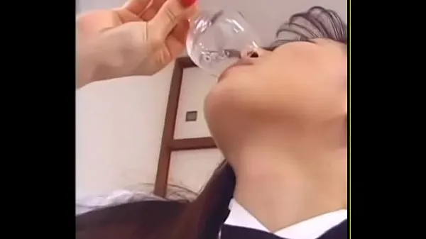 بڑے Japanese Waitress Blowjobs And Cum Swallow بہترین کلپس