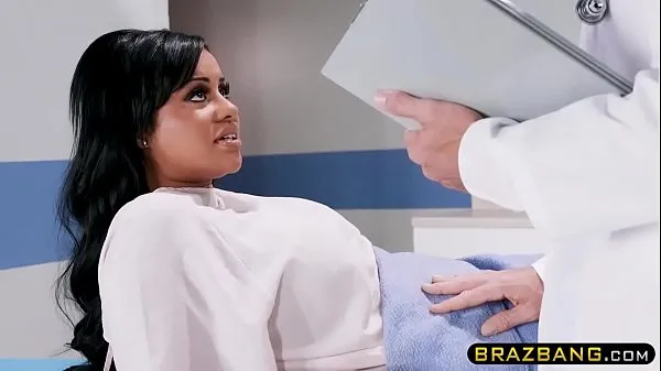 Doctor cures huge tits latina patient who could not orgasm Klip terbaik besar
