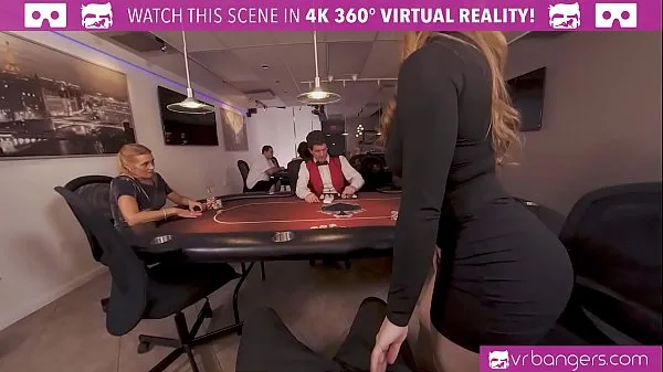 Stora VR Bangers Busty babe is fucking hard in this agent VR porn parody bästa klippen