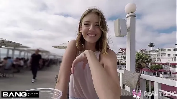 Grote Real Teens - Teen POV pussy play in public beste clips