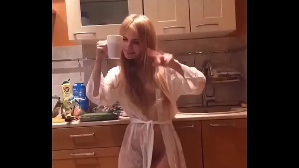 Big Alexandra naughty in her kitchen - Best of VK live best Clips