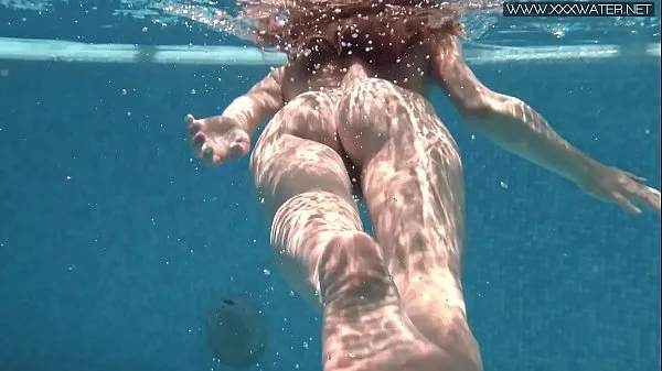 بڑے Nicole Pearl water fun naked بہترین کلپس