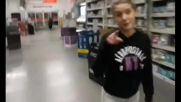 Store Stranger girl sucks my dick in Walmart bedste klip