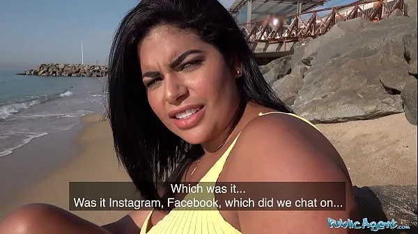 Public Agent A Blind date for Latina with huge natural boobs Klip terbaik besar