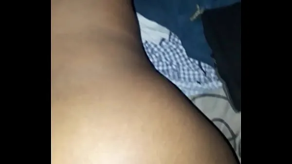بڑے Eating pussy and showing the ass of the new girl on all fours بہترین کلپس