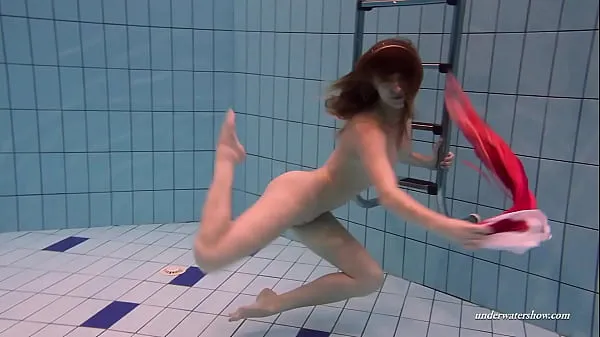 Duże Bultihalo is a super beautiful sexy girl underwater najlepsze klipy