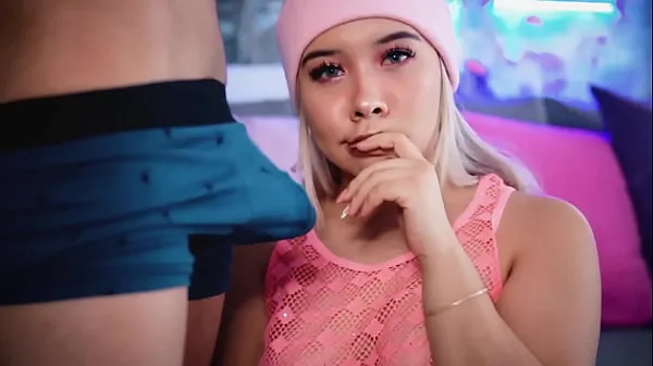 Velké Colombian webcamer slut wants her boyfriend's cock and loves to show off in her public show nejlepší klipy