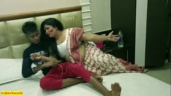 Nagy Indian Bengali Stepmom First Sex with 18yrs Young Stepson! With Clear Audio legjobb klipek