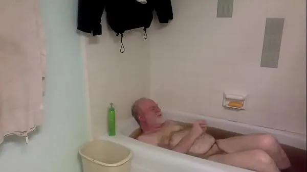 Große guy in bathbeste Clips