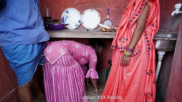 Indian step Family in Kitchen XXX in hindi أفضل المقاطع الكبيرة