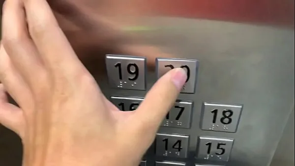 Duże Sex in public, in the elevator with a stranger and they catch us najlepsze klipy