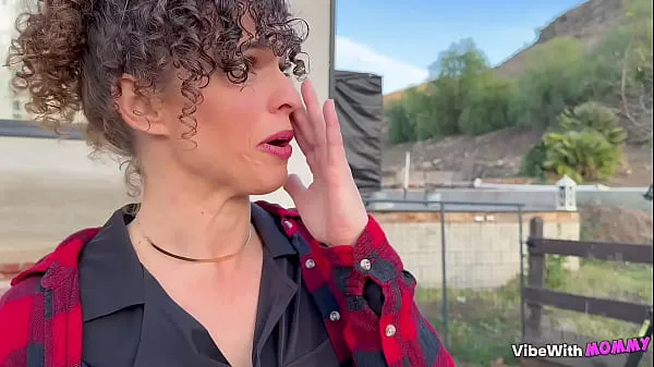 Duże Crying Jewish Ranch Wife Takes Neighbor Boy's Virginity najlepsze klipy