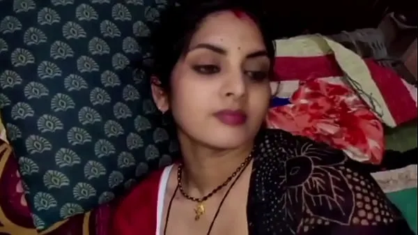 Store Indian beautiful girl make sex relation with her servant behind husband in midnight bedste klip